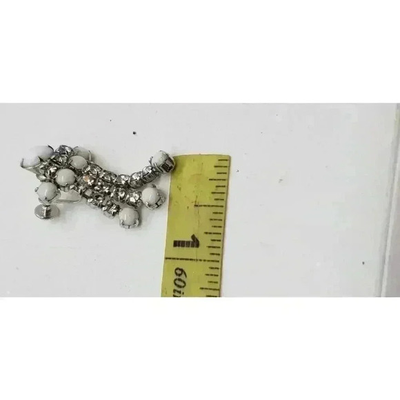 Vintage Earrings White Milk Glass & Clear Rhinestone Dangle Long Moonstone - Picture 11 of 11